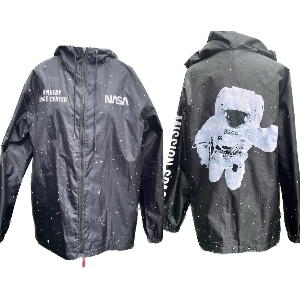 Unisex NASA and Astronaut Lightweight Jacket Windbreaker Black Size Large